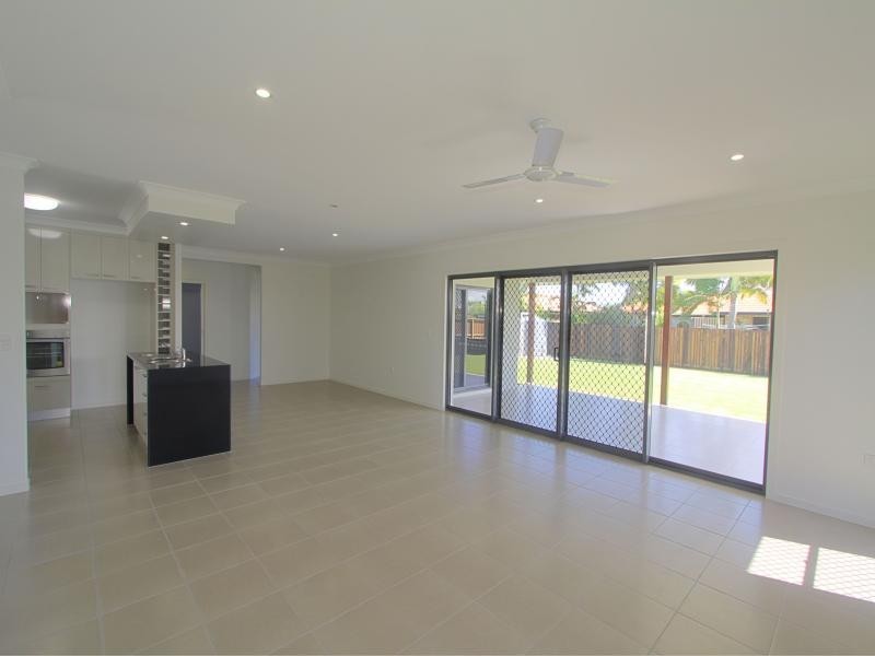 16 Starfish Crescent, Bargara QLD 4670