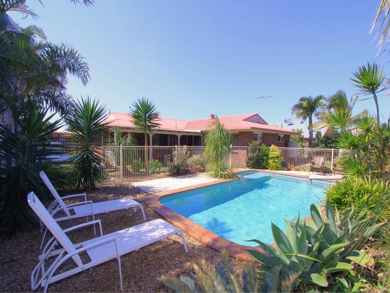 56 Shoreline Crescent, Bargara QLD 4670
