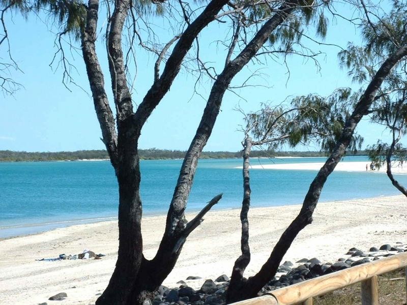 141 Welch, Elliott Heads QLD 4670