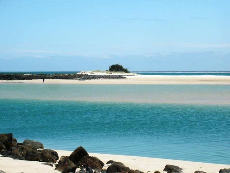 141 Welch, Elliott Heads QLD 4670