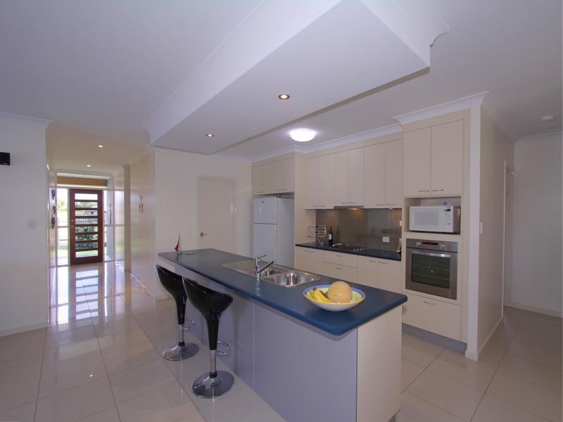 19 Baker-Finch Drive, Bargara QLD 4670