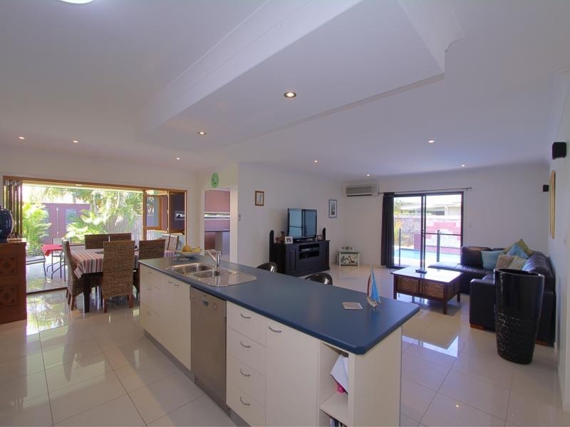 19 Baker-Finch Drive, Bargara QLD 4670