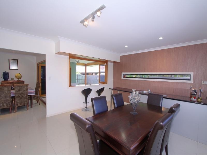 19 Baker-Finch Drive, Bargara QLD 4670