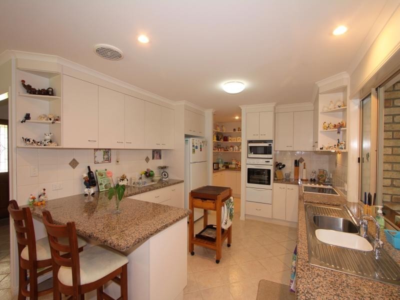 551 Windermere Rd, Bargara QLD 4670