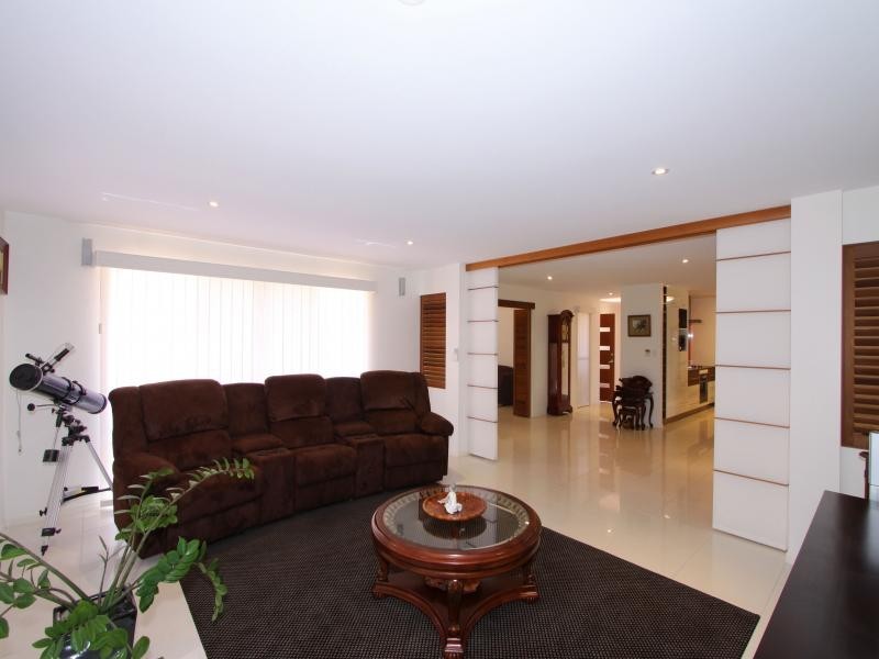 16 Serenity Drive, Kalkie QLD 4670