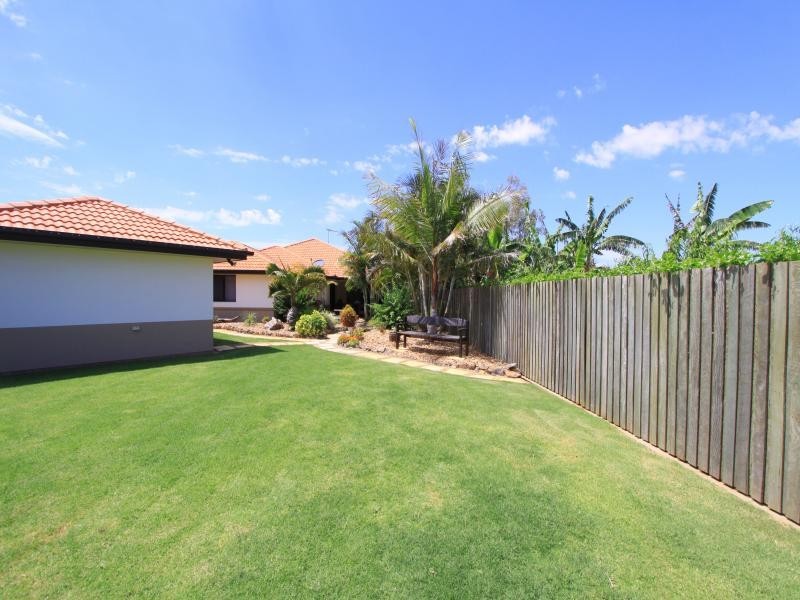 16 Serenity Drive, Kalkie QLD 4670