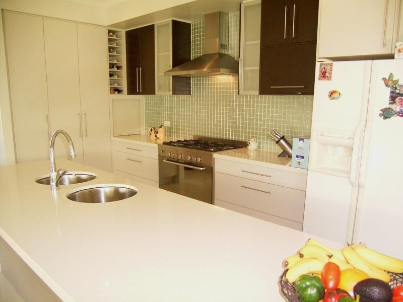 4 Parkside Parade, Bargara QLD 4670