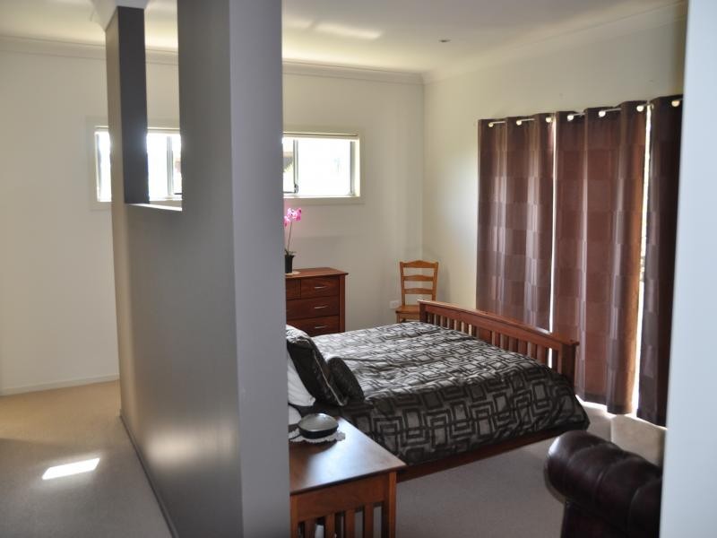 4 Parkside Parade, Bargara QLD 4670