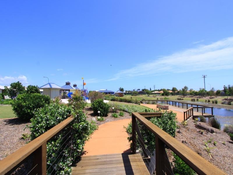 4 Parkside Parade, Bargara QLD 4670