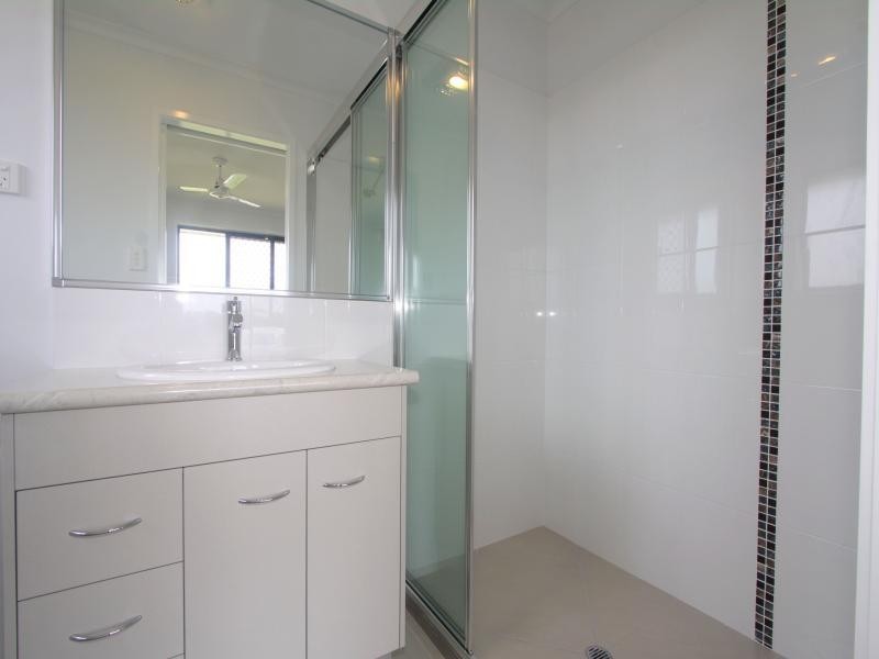 135 Fairway Drive, Bargara QLD 4670