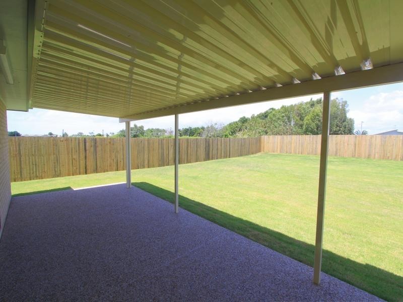 135 Fairway Drive, Bargara QLD 4670