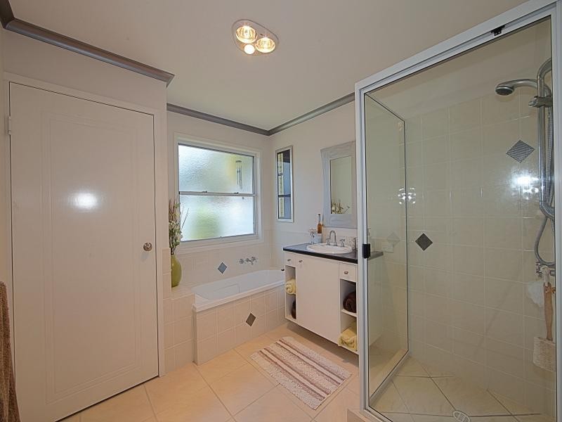 16 Elkington Avenue, Bargara QLD 4670