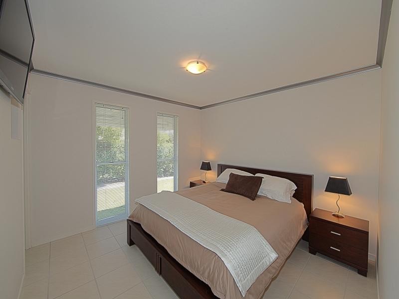 16 Elkington Avenue, Bargara QLD 4670