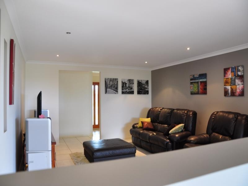 37 Breeze Drive, Bargara QLD 4670