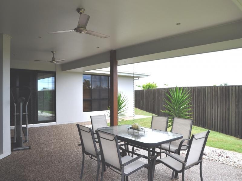 37 Breeze Drive, Bargara QLD 4670