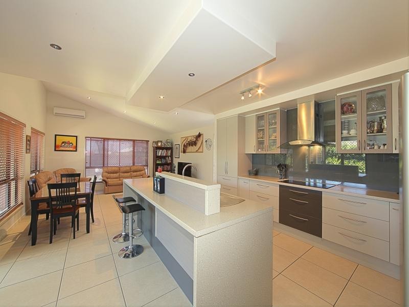 3 Luke Court, Bargara QLD 4670