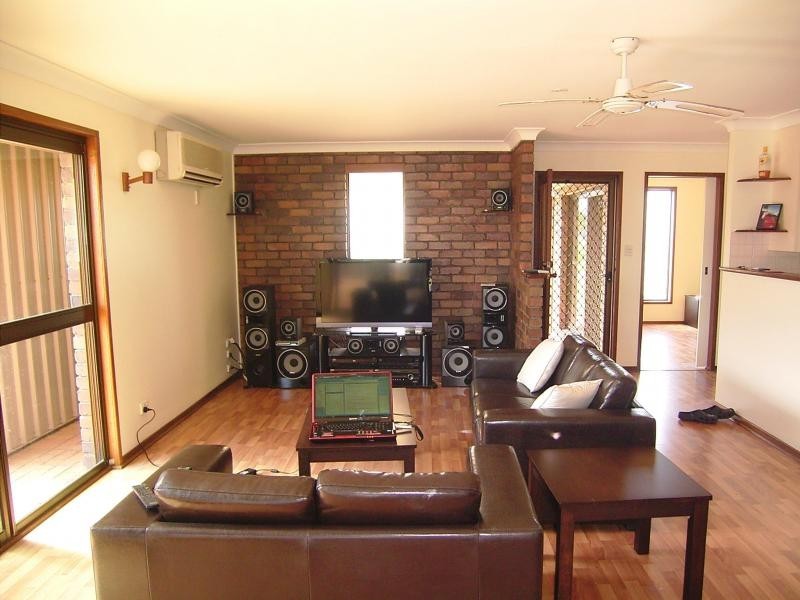 8 Wilfred St, Bargara QLD 4670