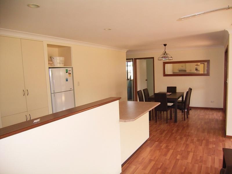 8 Wilfred St, Bargara QLD 4670