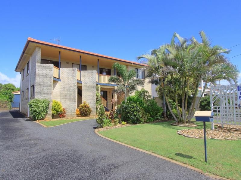 51 Hunter Street, Burnett Heads QLD 4670