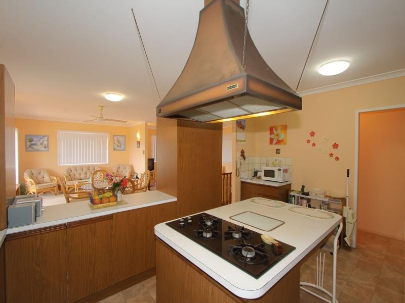 51 Hunter Street, Burnett Heads QLD 4670