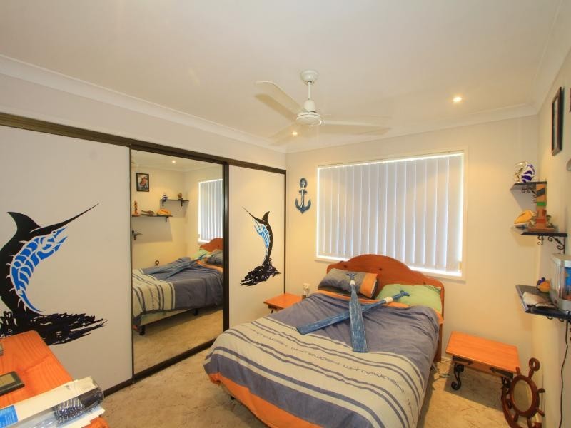 41 Hunter, Burnett Heads QLD 4670