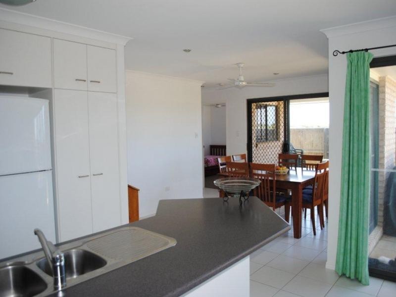 6 Blundell Court, Kalkie QLD 4670