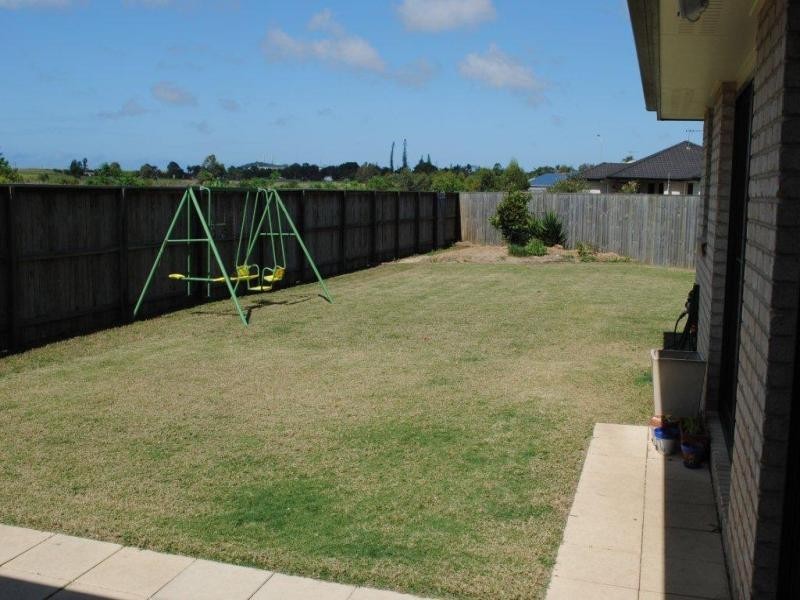 6 Blundell Court, Kalkie QLD 4670