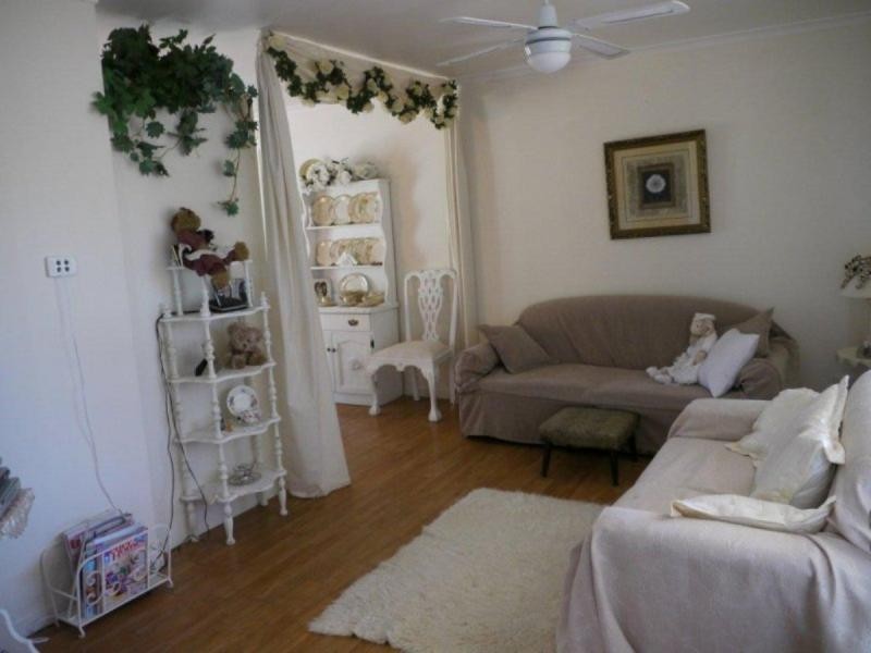 33 Burnett Heads Road, Burnett Heads QLD 4670