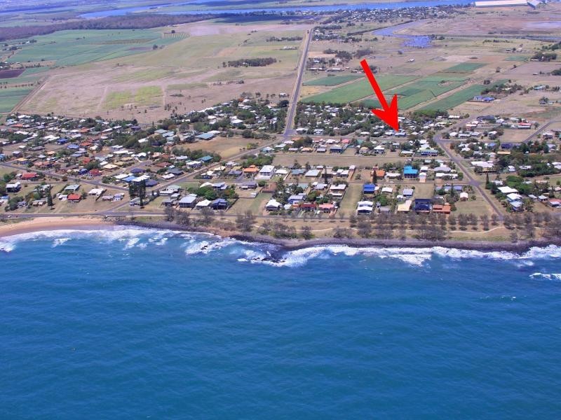 33 Burnett Heads Road, Burnett Heads QLD 4670