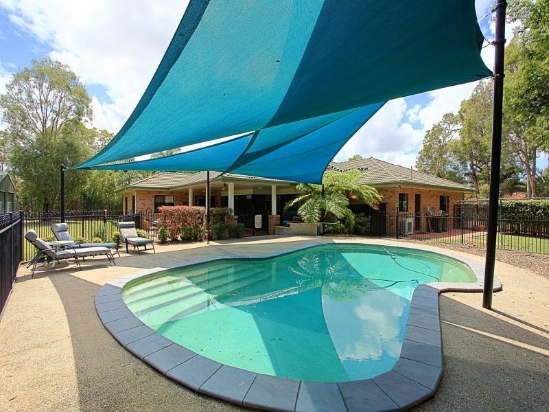 53 Currawong Road, Gooburrum QLD 4670