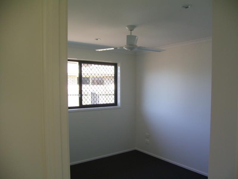 8 Landsborough st, Bargara QLD 4670