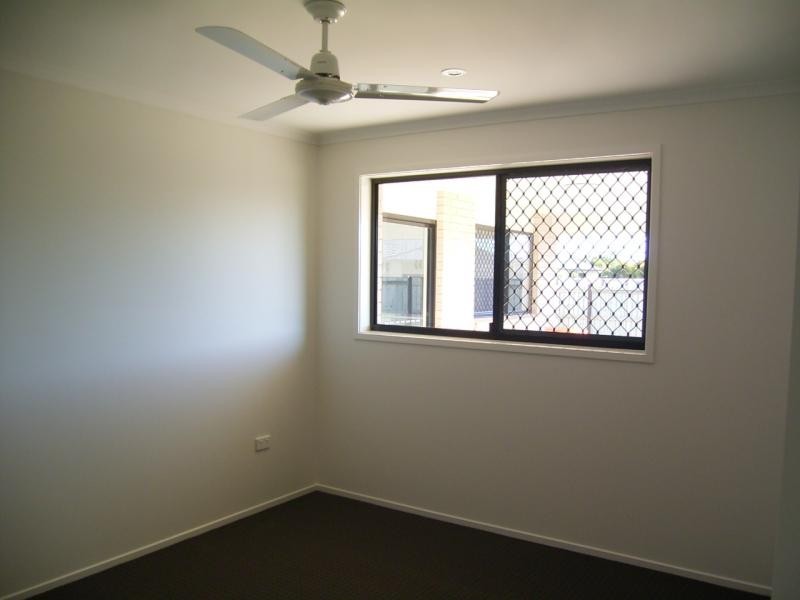 8 Landsborough st, Bargara QLD 4670