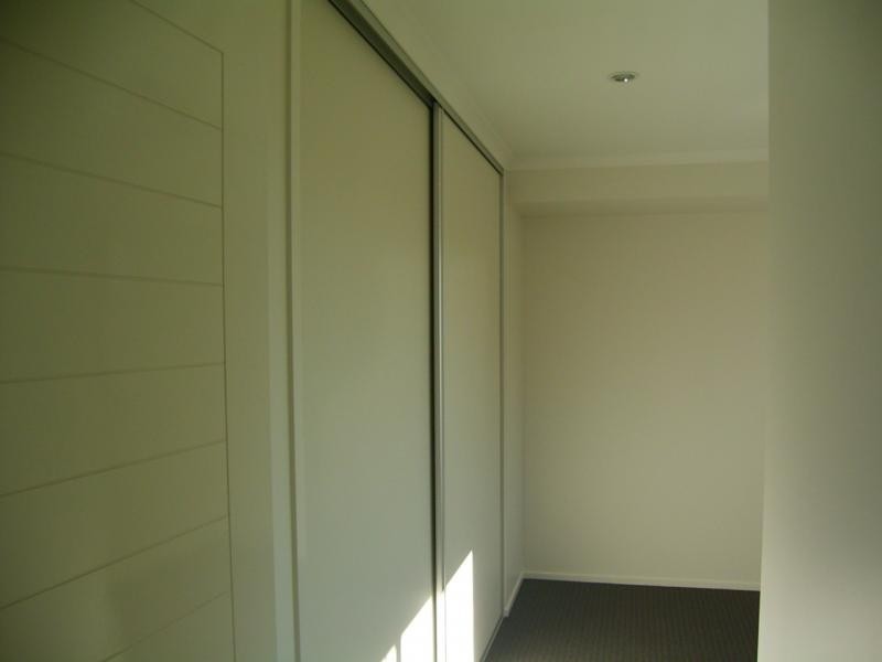 8 Landsborough st, Bargara QLD 4670