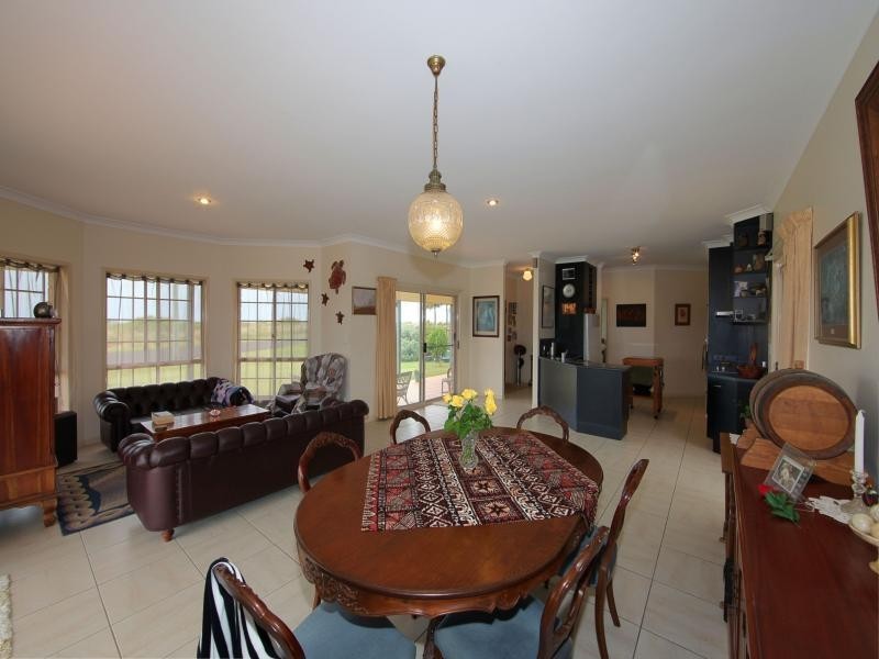 87 Shelley Street, Burnett Heads QLD 4670