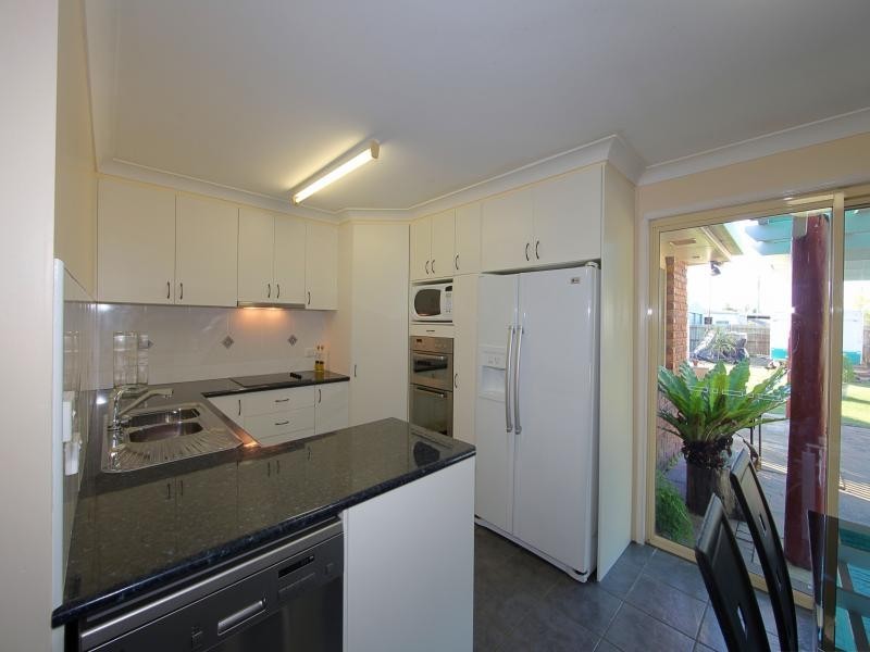 8 Poinciana Drive, Innes Park QLD 4670