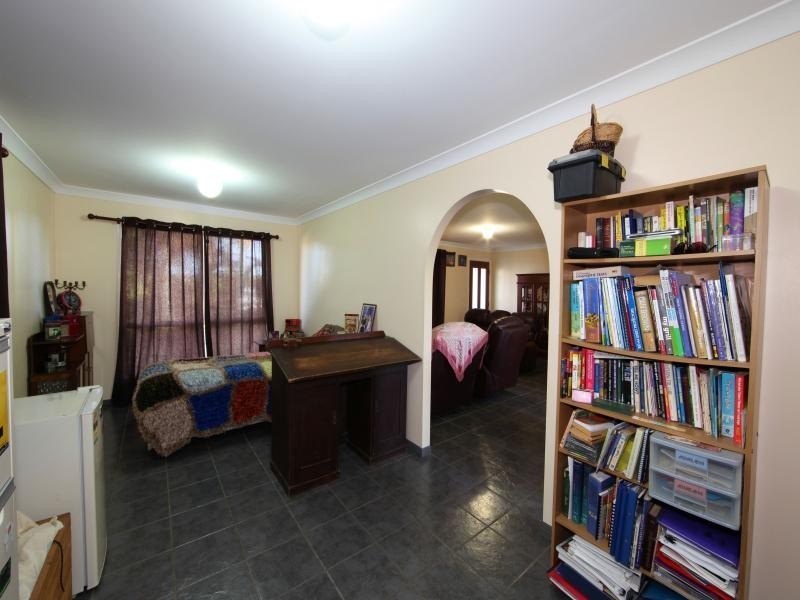 8 Poinciana Drive, Innes Park QLD 4670