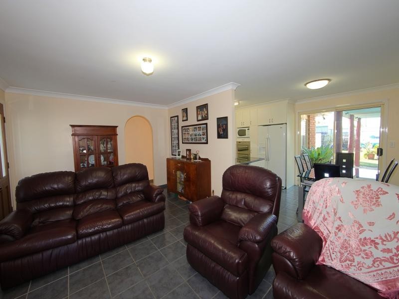 8 Poinciana Drive, Innes Park QLD 4670