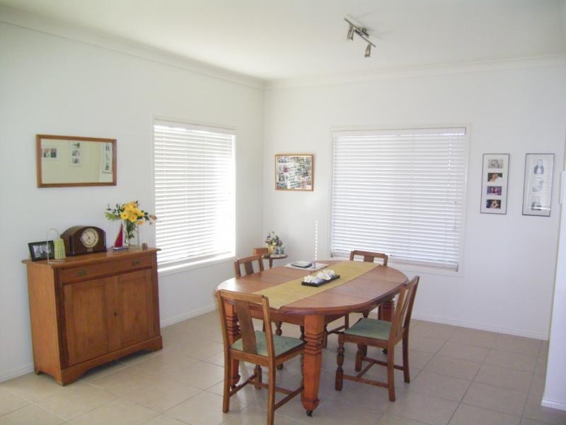 12 Francis Place, Innes Park QLD 4670