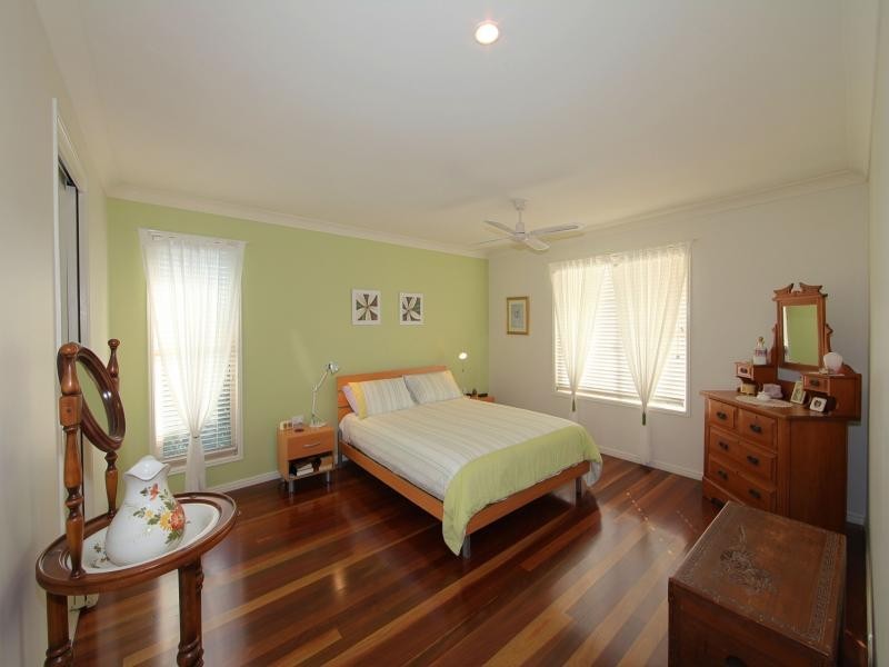 12 Francis Place, Innes Park QLD 4670