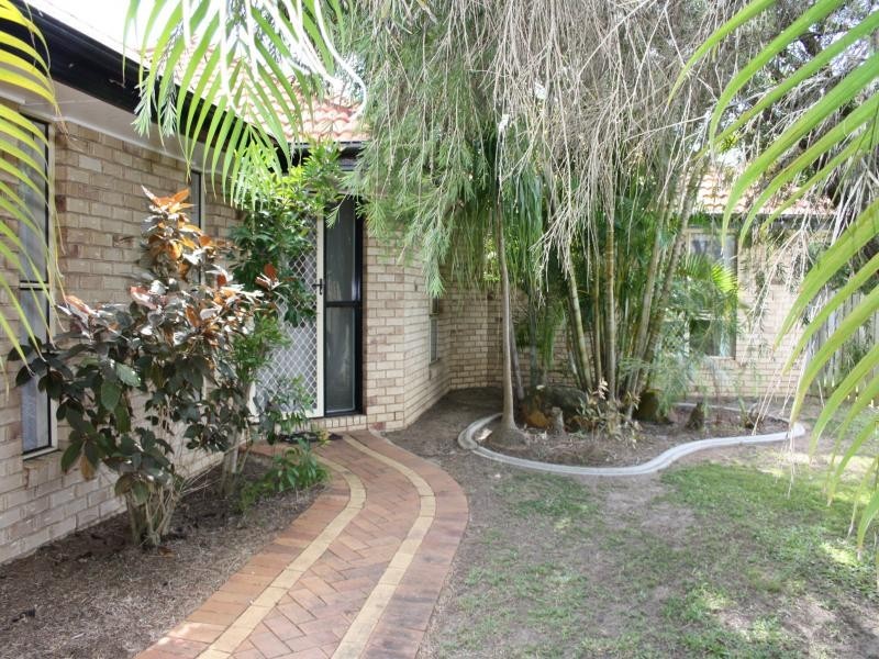 15 Woodglen Close, Bargara QLD 4670