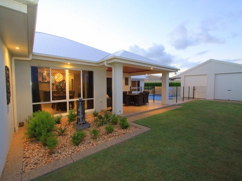 8 Fierro Drive, Bargara QLD 4670