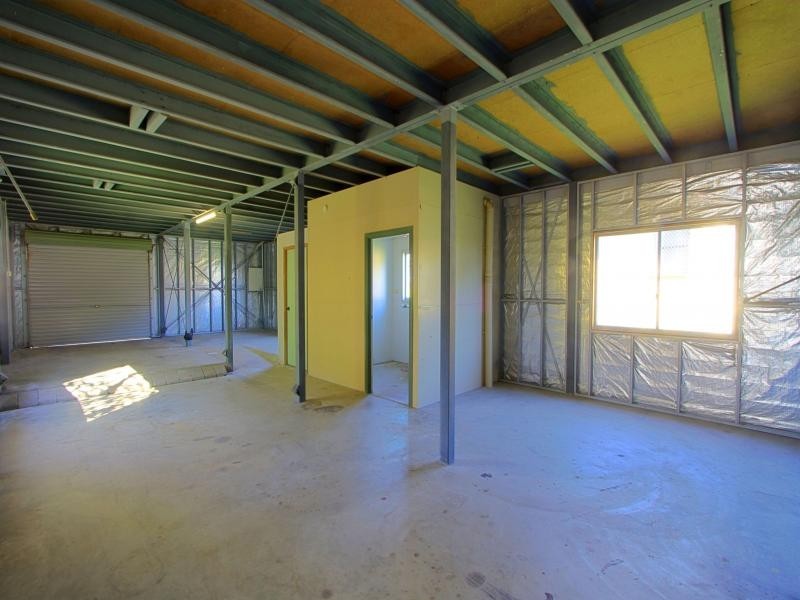 6  Lihs Street, Elliott Heads QLD 4670