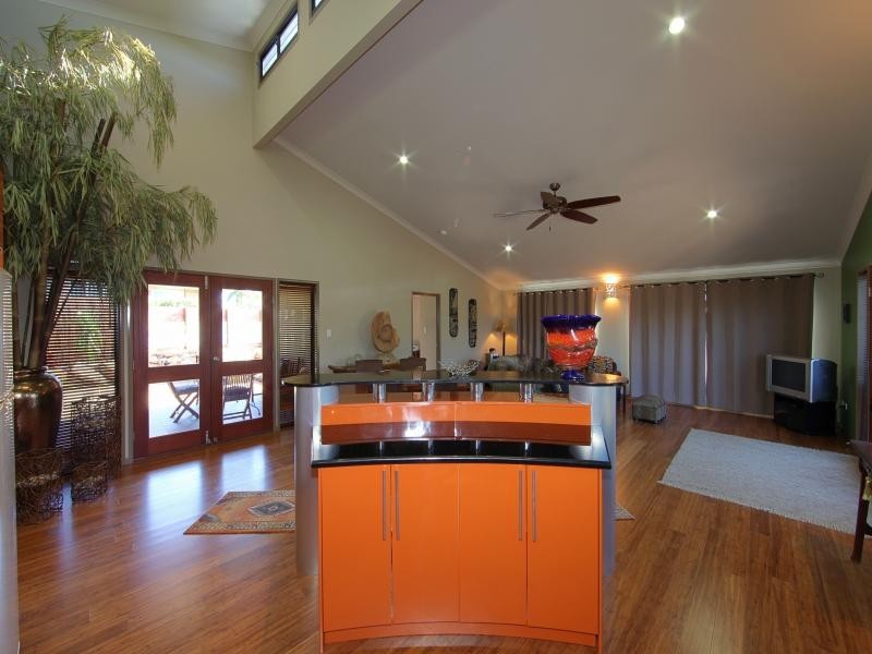 1 Plymouth Street, Bargara QLD 4670