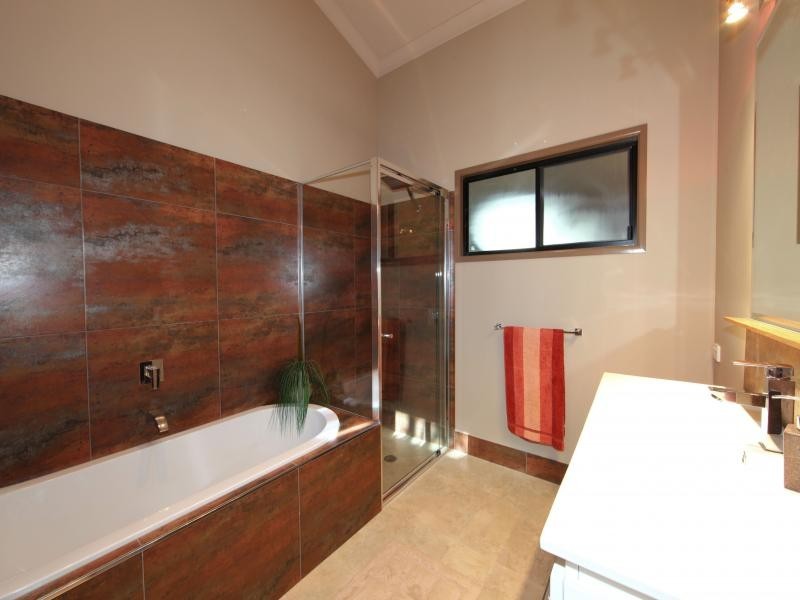 1 Plymouth Street, Bargara QLD 4670