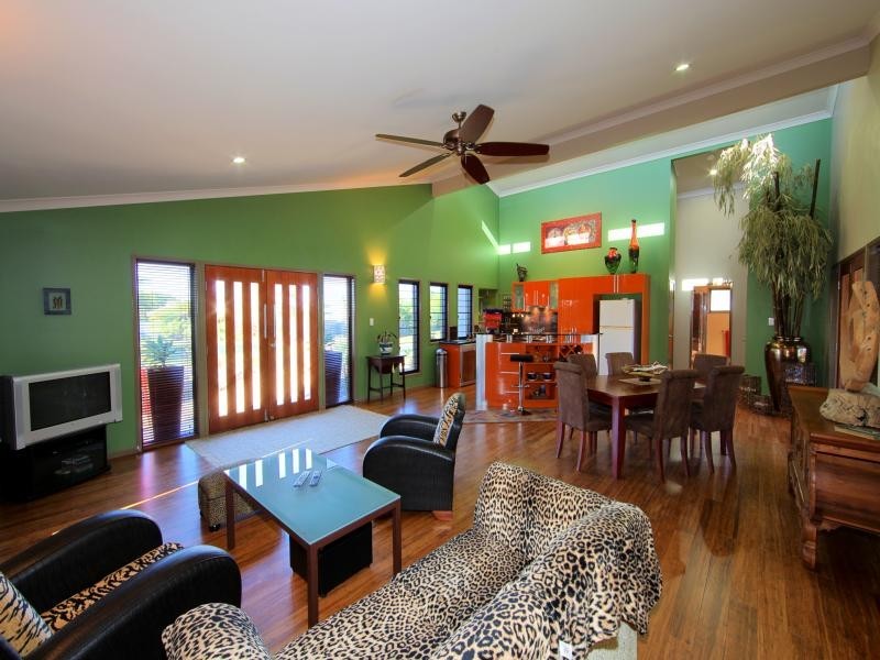 1 Plymouth Street, Bargara QLD 4670