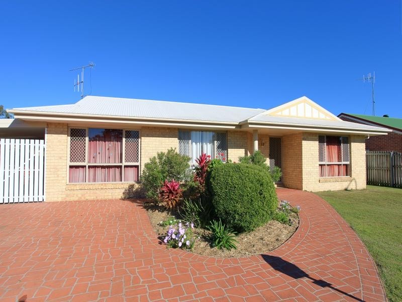 5 Bloomfield Drive, Bundaberg East QLD 4670