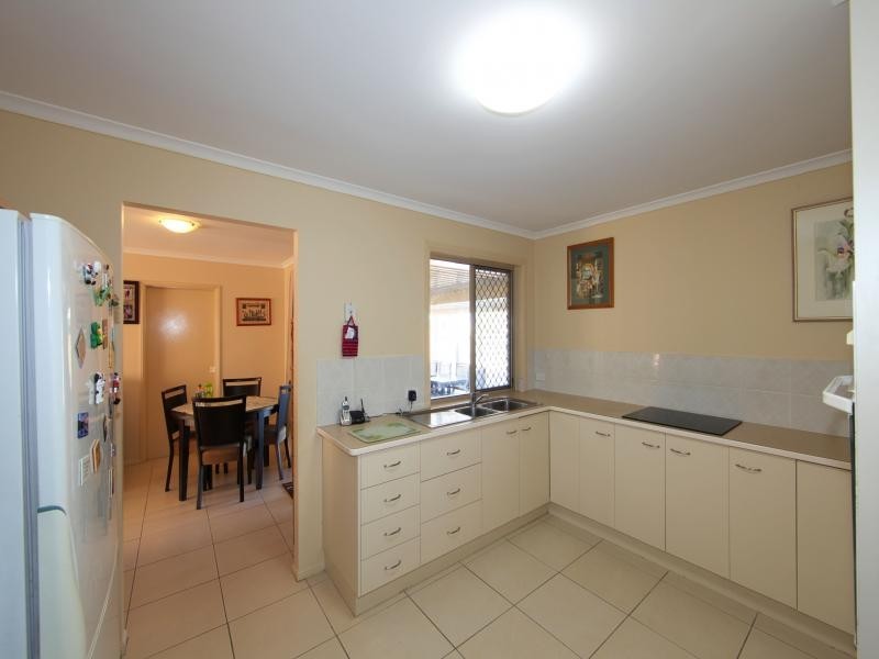 5 Bloomfield Drive, Bundaberg East QLD 4670