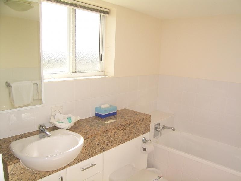 12/2 Baxter Street, Bargara QLD 4670