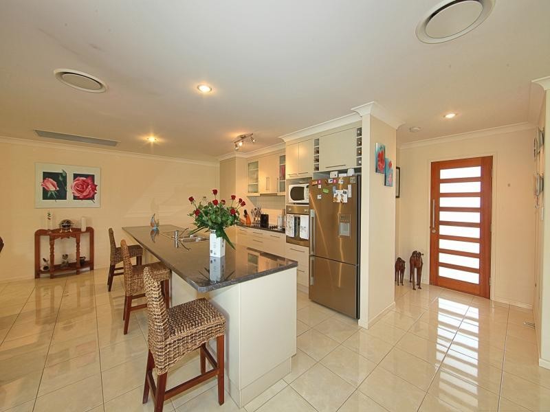 25 Breeze Drive, Bargara QLD 4670