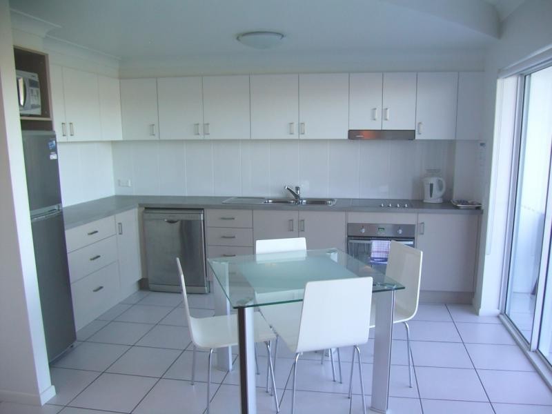 202/52 Johnson Street, Bargara QLD 4670